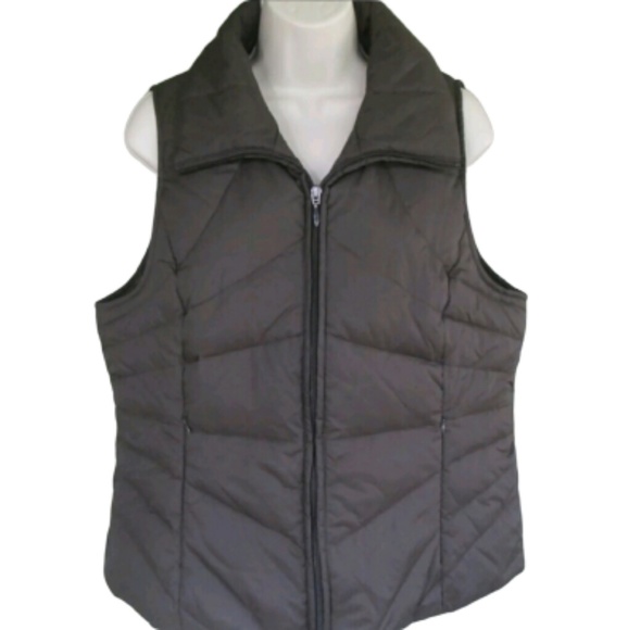 KENNETH COLE REACTION Quilted Down/Feather Puffer Vest … - Picture 2 of 9